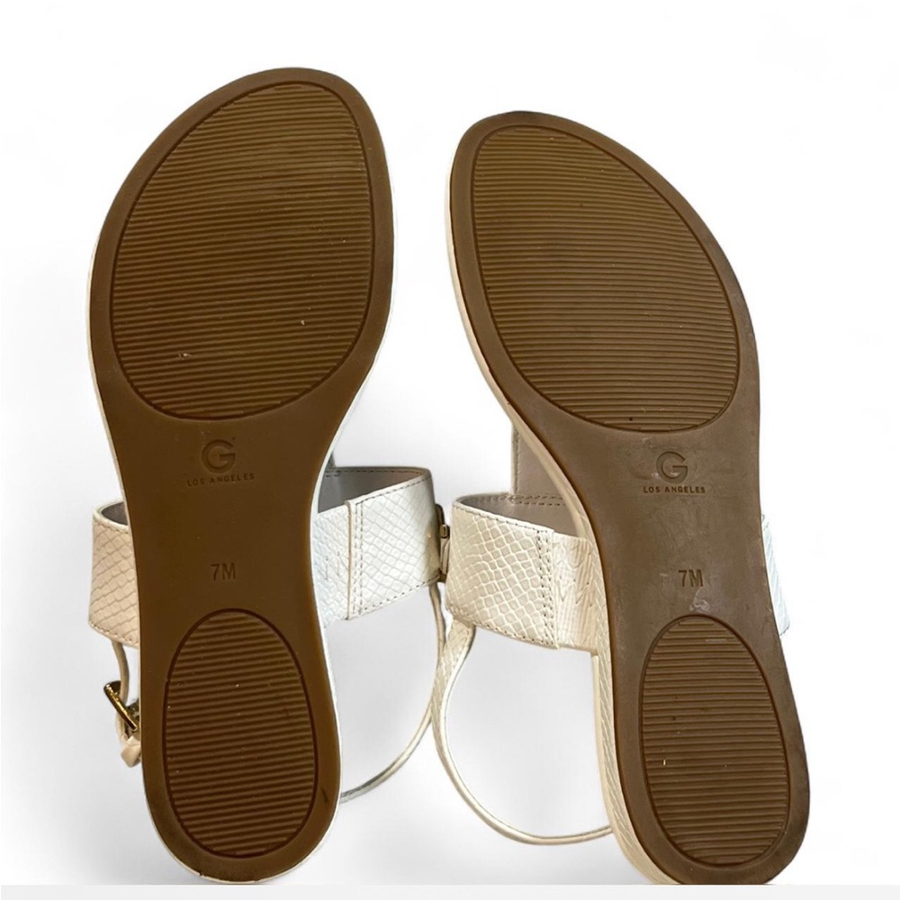 GBG Los Angeles White leather sandals with gold hardware, - Picture 5 of 8